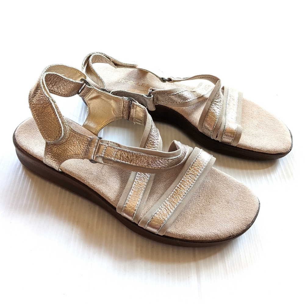 AEROSOLES Warm Front Gold leather Strappy Slingback Comfortable Sandals Size 10